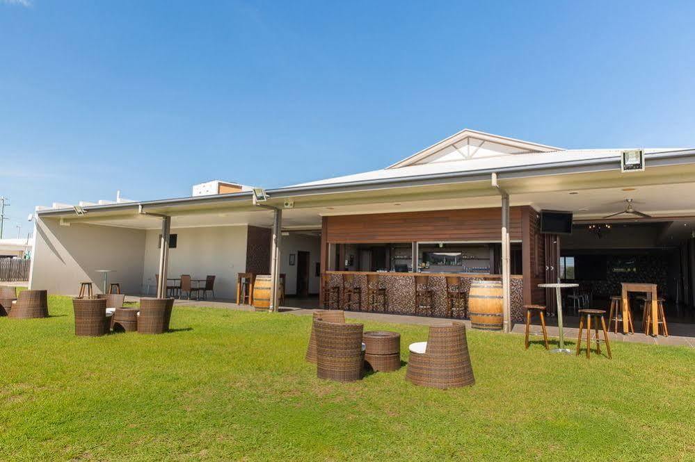 Merinda Village Hotel Bowen Exterior photo