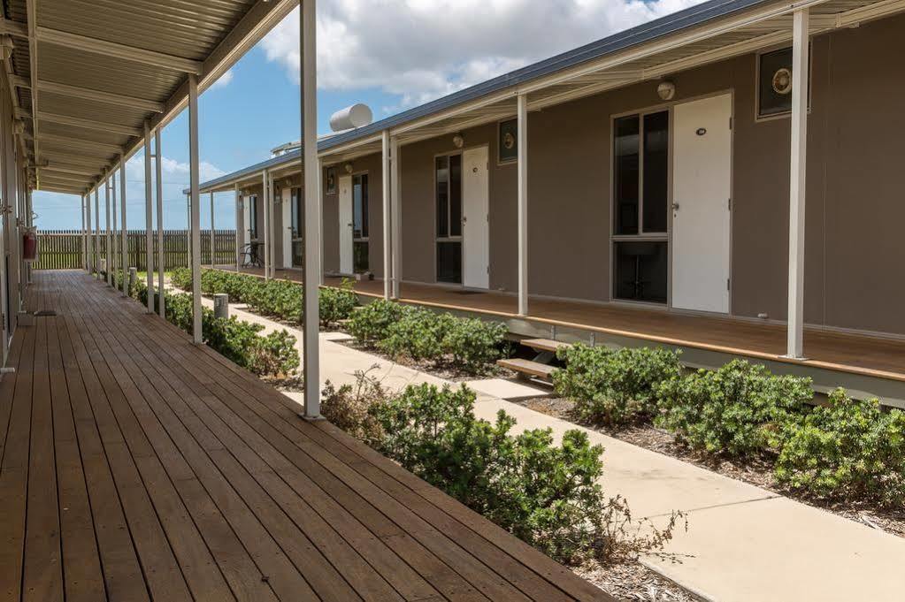 Merinda Village Hotel Bowen Exterior photo